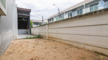 *****ทาวน์เฮ้าส์มือสองหลังมุมนนทบุรี ม.อารียา เดอะคัลเลอร์ แจ้งวัฒนะ-ติวานนท์ เนื้อที่ 23.3 ตร.ว สภาพดี พร้อมขาย กับฟังก์ชัน 3 ห้องนอน 2 ห้องน้ำ 1 ที่จอดรถ ทำเลติดแม่น้ำเจ้าพระยา เดินทางสะดวก เชื่อมต่อถนนหลายสาย ถนนศรีสมาน, ถนนติวานนท์ ใกล้ทางด่วน "แจ้งวัฒนะ" จองเลย!